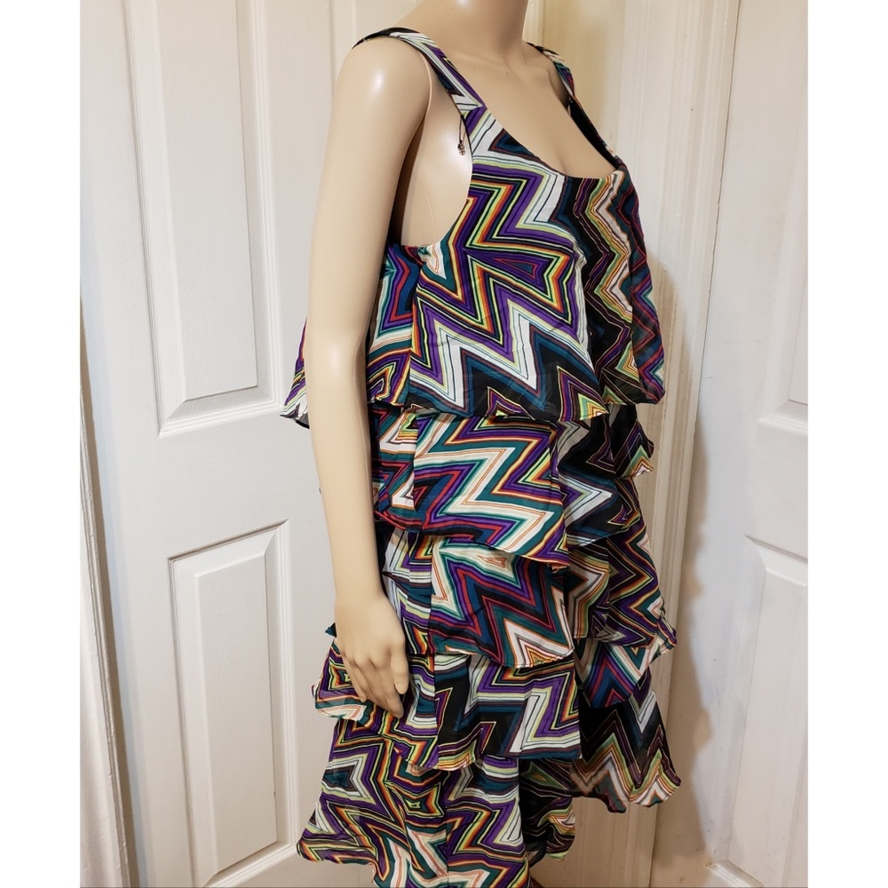 NWOT|➕ Signature by Robbie Bee {ZIGZAG TIER DRESS} - Picture 8 of 8